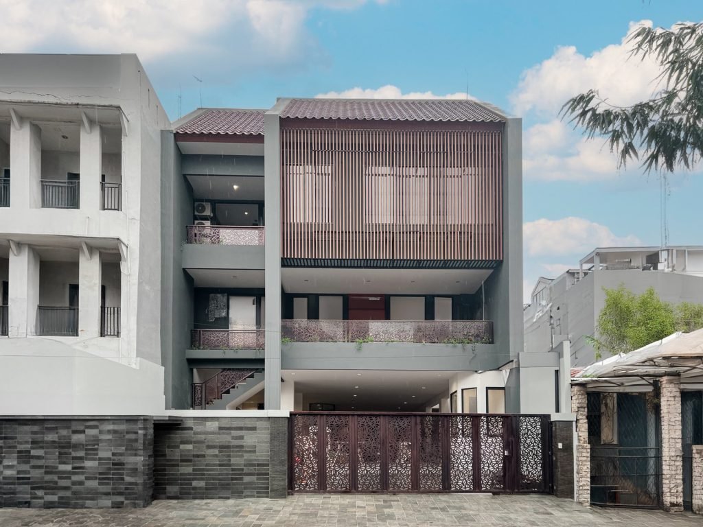 The Arcelon Premiere facade in Bendungan Hilir with its patterned metal gate