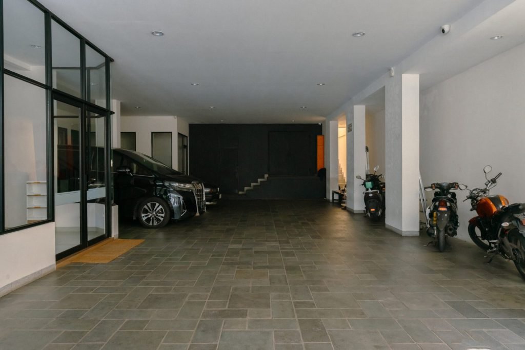 The forecourt parking area at Arcelon Premiere